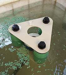 4kpp-floating-oil-skimmer-in-use.jpg 4kpp-floating-oil-skimmer-in-use.jpg